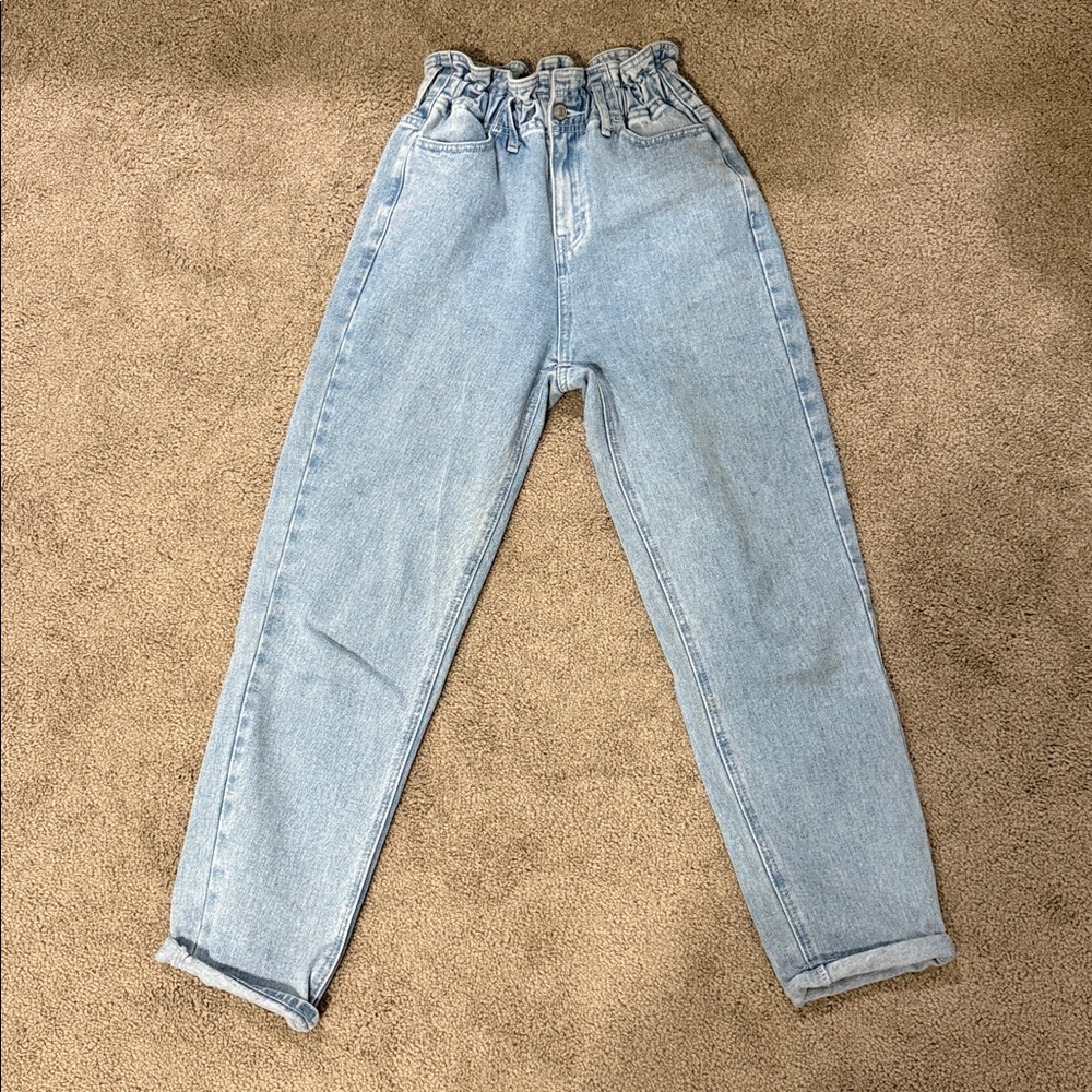 PacSun Light Blue High-Waisted Mom Jeans